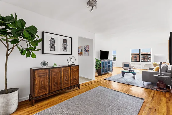 Sold by Compass | media 2