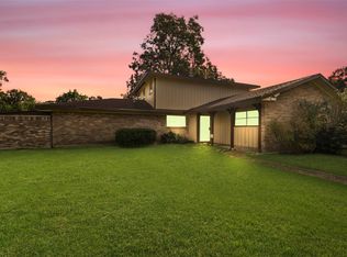 13366 Oak Leaf Ln, Houston, TX 77015