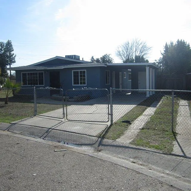 12869 Dawson Ave photo 1