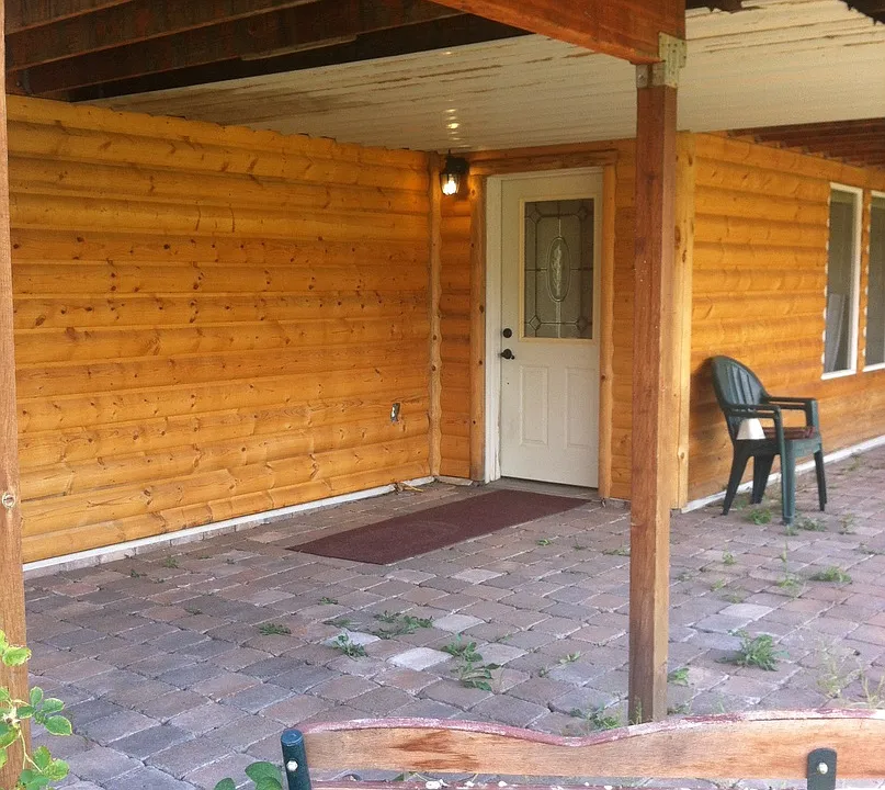 45 Riverview Dr
