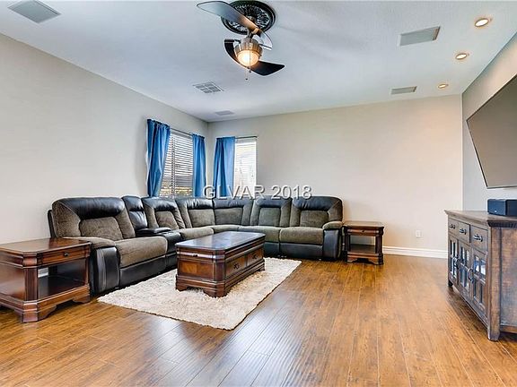 4th image of 4924 Tindari St