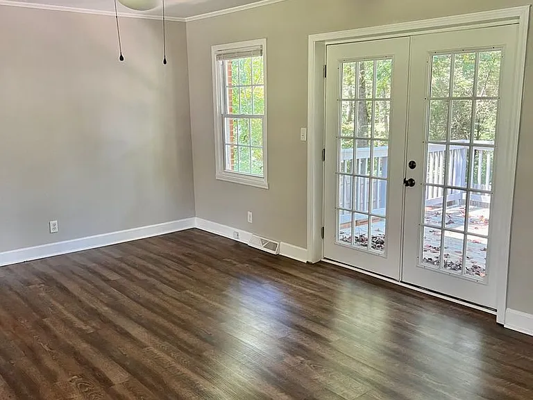1278 Redding Ln — Photo 6