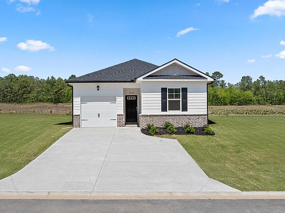 2nd image of 618 Quartz Ln