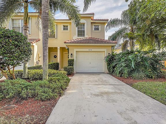 2nd image of 8058 Bellagio Ln #8058