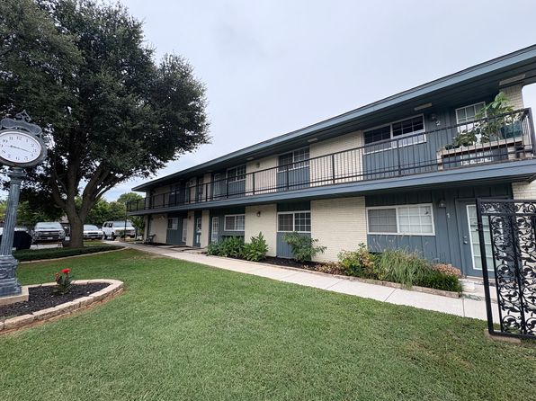 1207 W Wall St APT 4