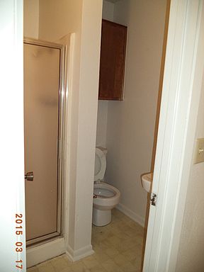 3rd image of 1617 N Main St APT E