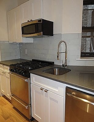 3rd image of 438 E 13th St APT D2