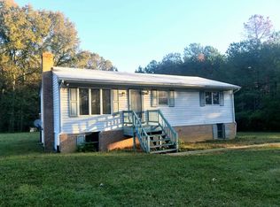 11 Ingles Rd, Farmville, VA 23901