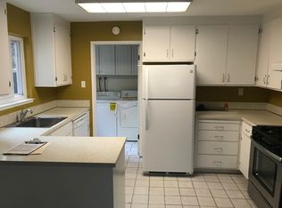 1829 Roosevelt Ave, Redwood City, CA 94061