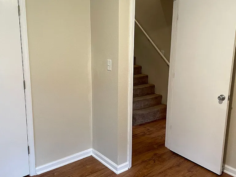 1508 Smoot Dr #B — Photo 11