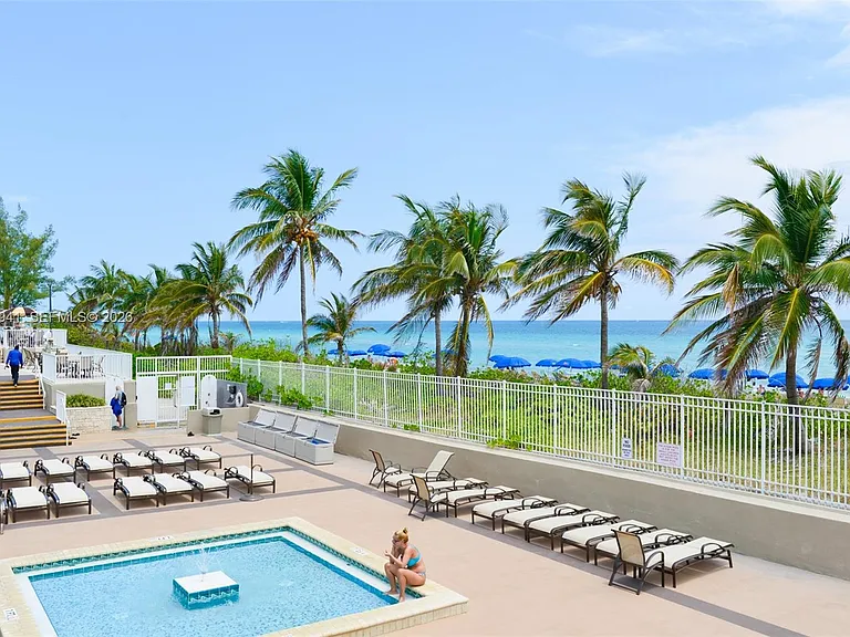1980 S Ocean Dr #5E — Photo 39