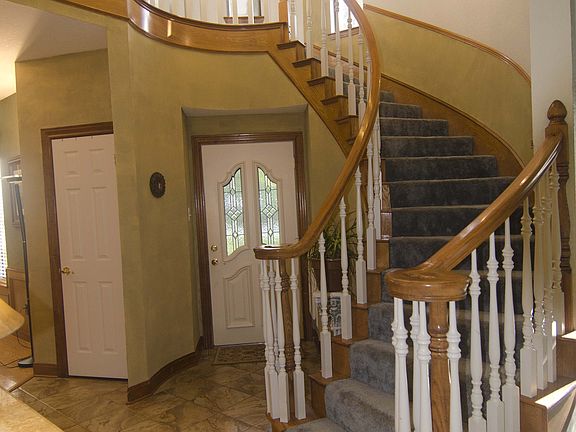 Grand entrance with spectacular mural above