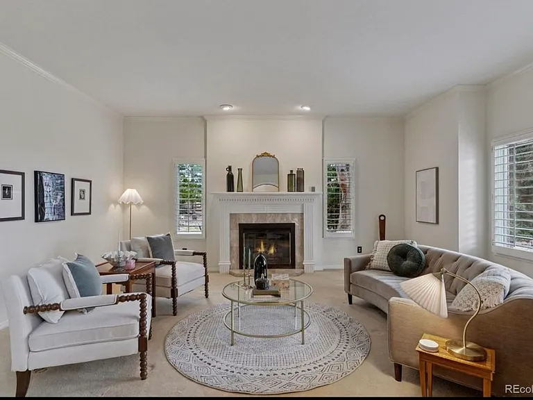5 Tamarade Dr — Photo 1
