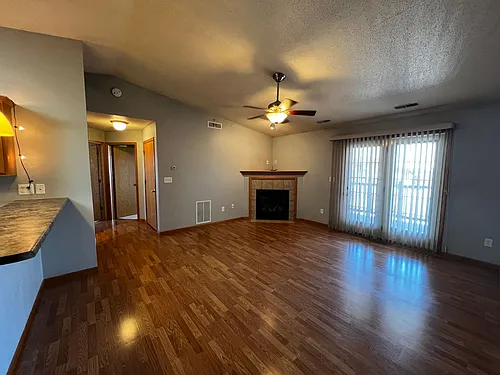 920 W Cherry St #10 Photo 1