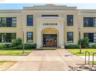 650 W 12th Ave APT 223, Eugene, OR 97402