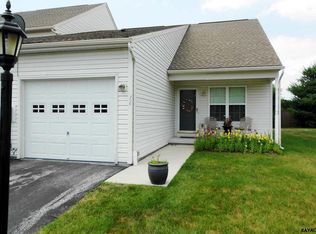 16 Cedarfield Dr, Gettysburg, PA 17325