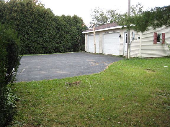 3rd image of 405 County Road 1302