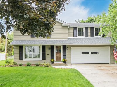 20110 Carolyn Ave, Rocky River, OH, 44116