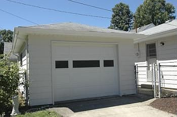 4th image of 4501 S Wayne Ave