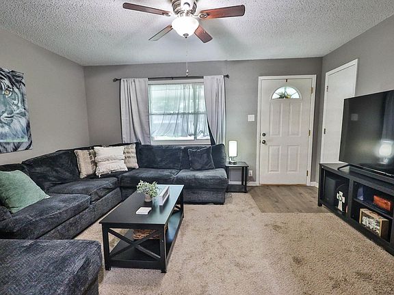 5th image of 1209 Braeburn Dr