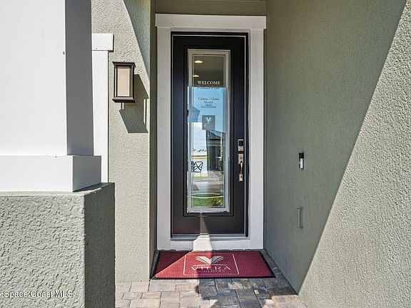 5th image of 2496 Kamin Dr S