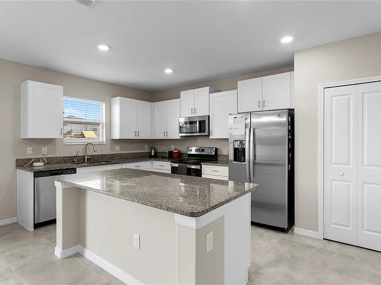 7109 Paradise Island Ct — Photo 19