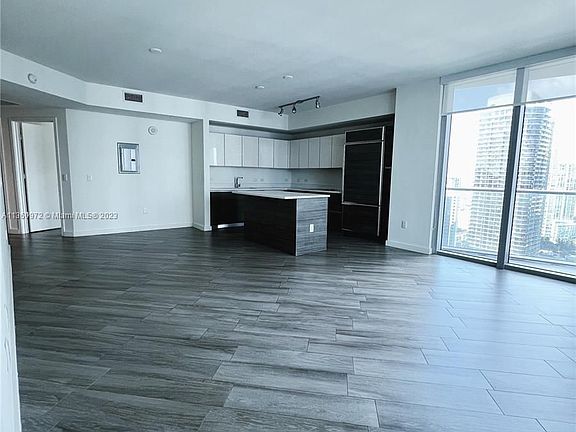 5th image of 1100 S Miami Ave #3310