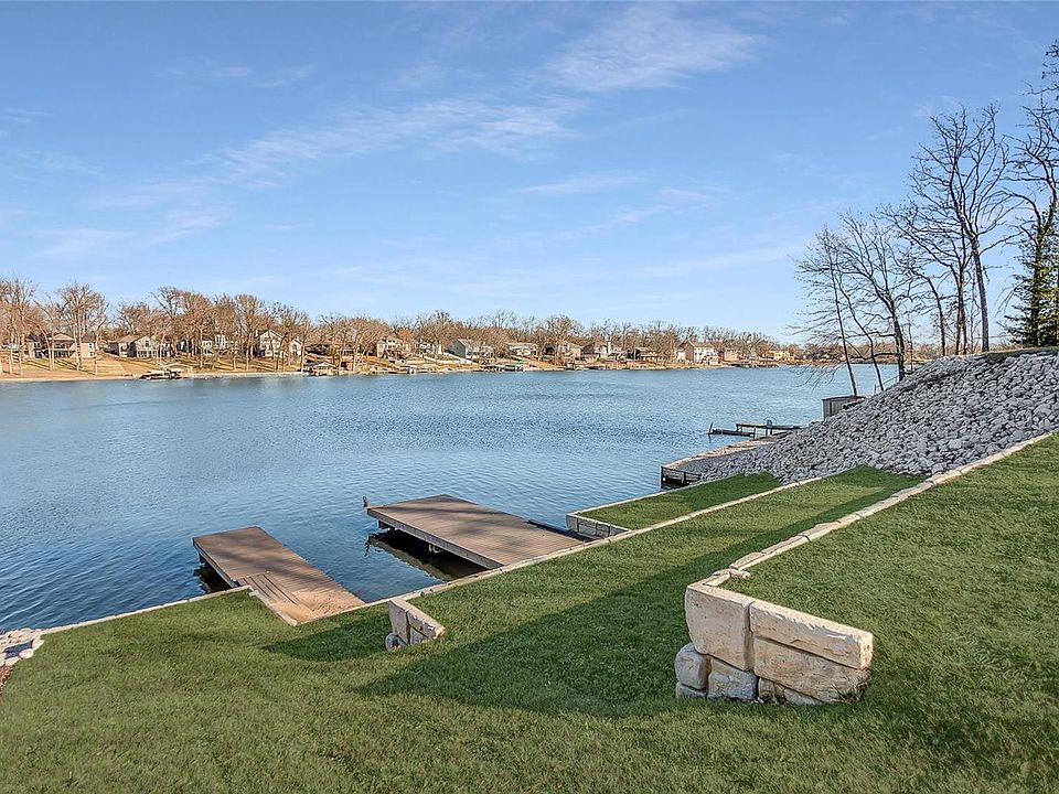 1st image of 1049 Bermuda Dr
