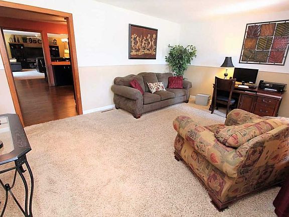 2nd image of 1848 Greenbrier Ave