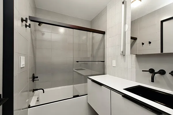 Rented by Bold New York | media 48