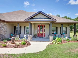 3096 Astro Dr, Crestview, FL 32539