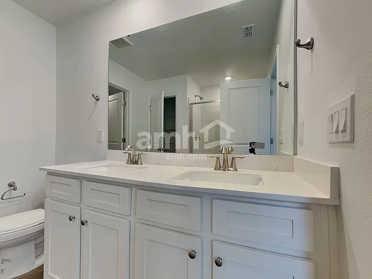 4823 Rio Grande Cv — Photo 12