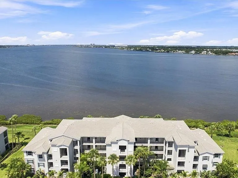 920 Tidewater Shores Loop #307 — Photo 36