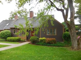 43 Potter Pond UNIT 43, Lexington, MA 02421