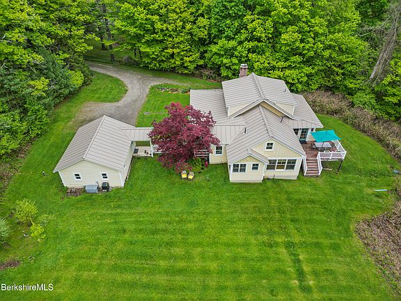 3rd image of 9 Prospect Lake Rd