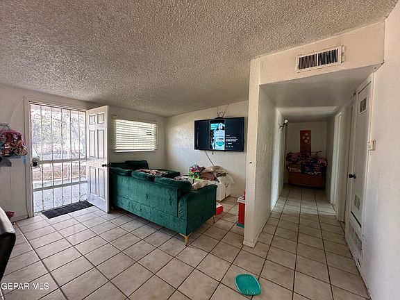 4th image of 3891 Gwendolyn Dr