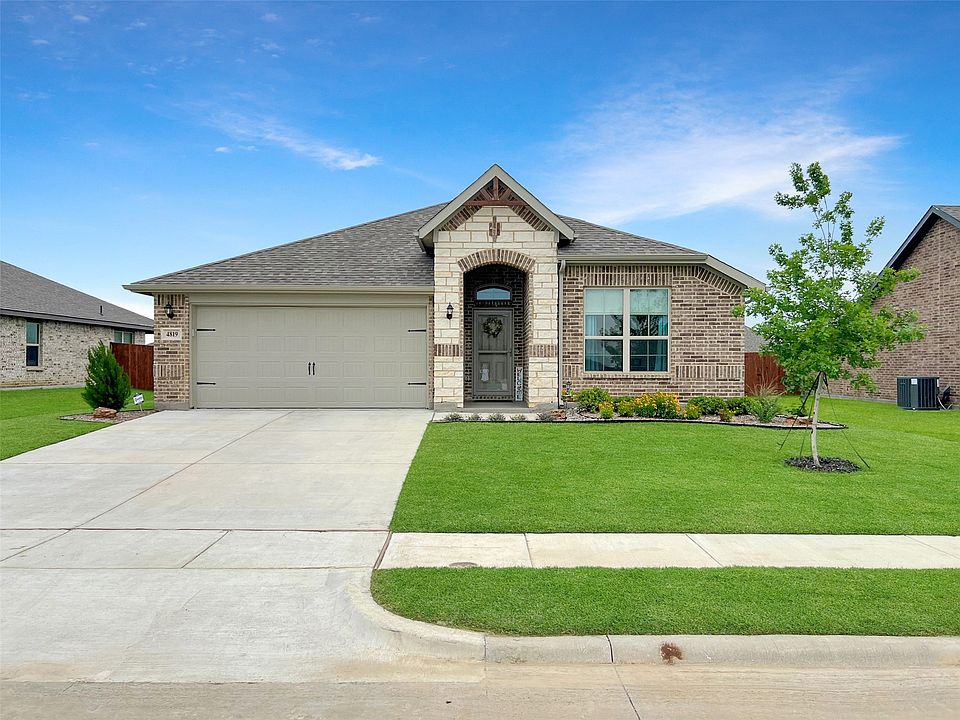 1st image of 4819 Avion Dr