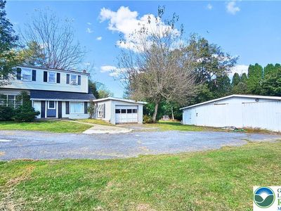 2067 Leithsville Rd, Hellertown, PA, 18055