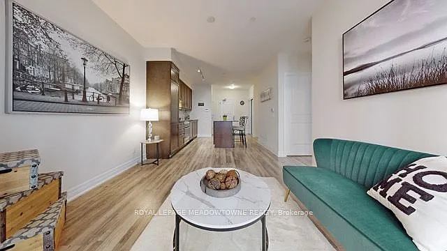9085 Jane St #208 — Photo 7