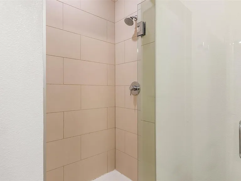 4361 S Congress Ave #129 — Photo 13