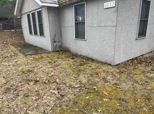 6657 Crystal Beach Rd NW, Rapid City, MI 49676