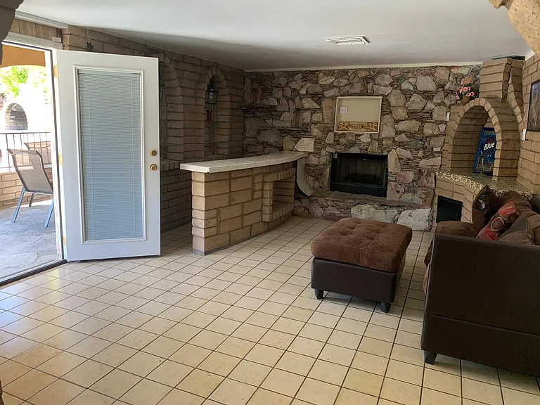 1851 N San Gorgonio Rd — Photo 10