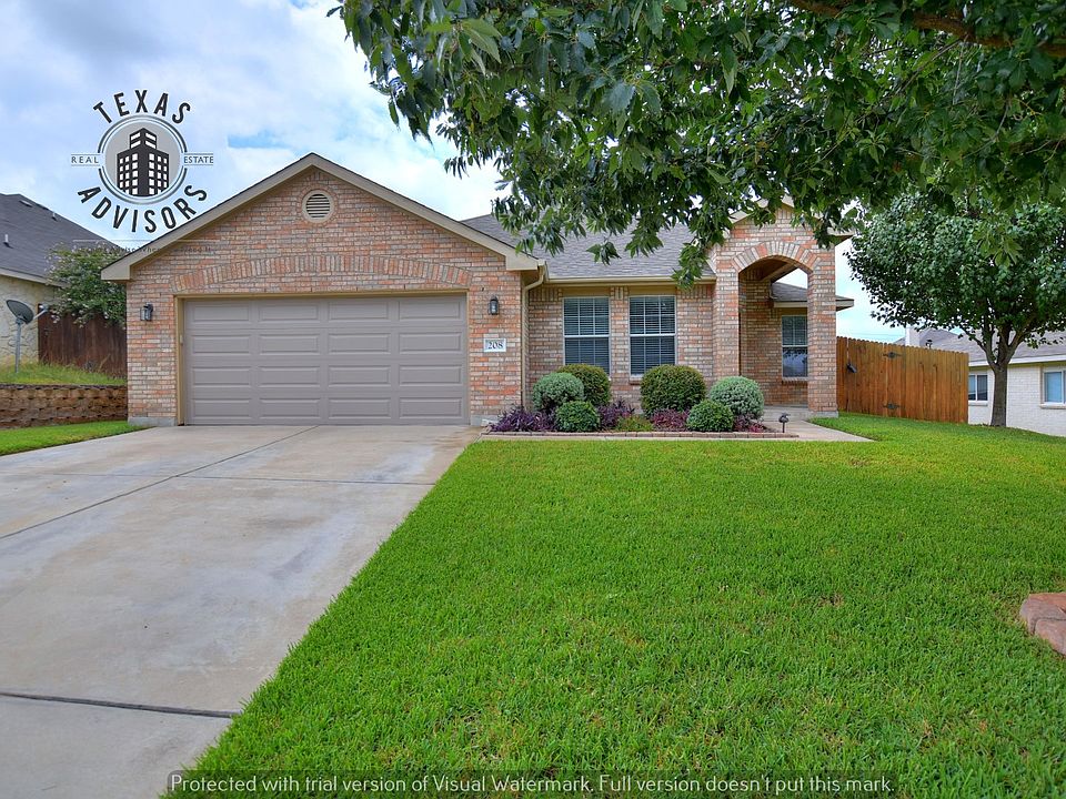 1st image of 208 Ponderosa Dr
