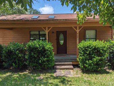 904 Kathleen Ave, Cantonment, FL, 32533