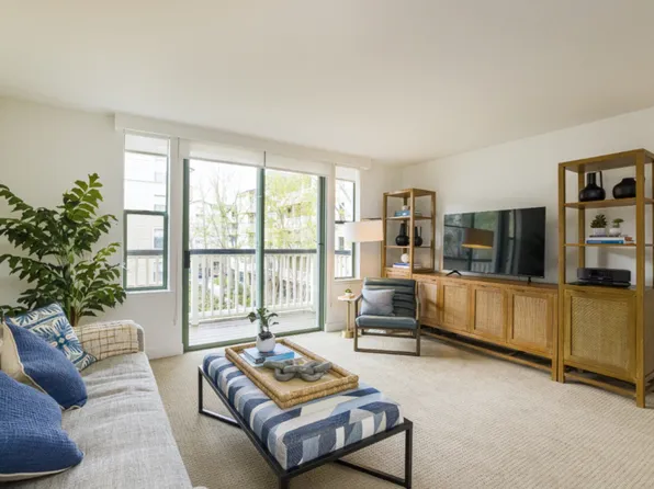 Marlin Cove Apartments