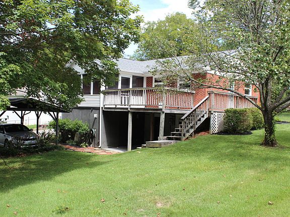 2nd image of 111 Broady Ln