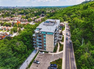 479 Charlton Ave E #105, Hamilton, ON L8N 0B4