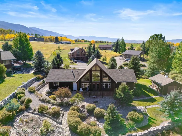 140 Aztec Dr, Star Valley Ranch, WY 83127