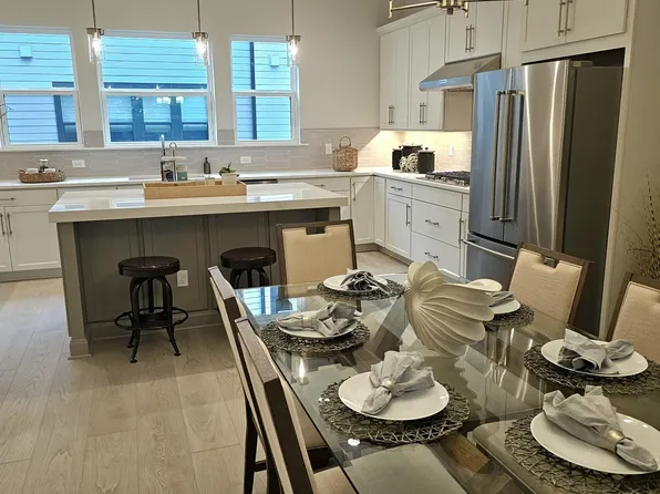 1624 PIAZZA Place, Jacksonville, FL 32207