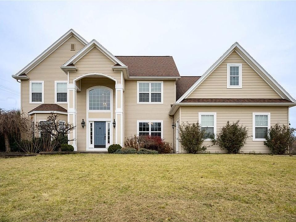 1st image of 689 Park Vista Trl